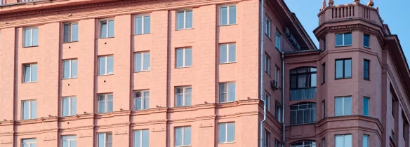 Уютные дома на двоих: романтический уикенд за городом
